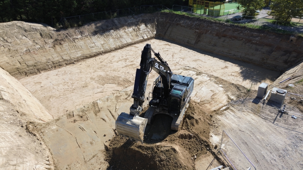 Terrassement SLTP chantier Les Barbières Chasses-sur-Rhônes